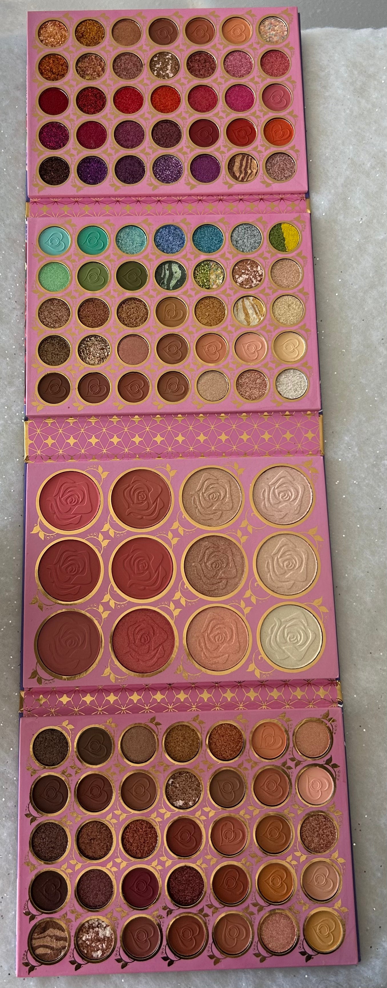 Huda New Selena
